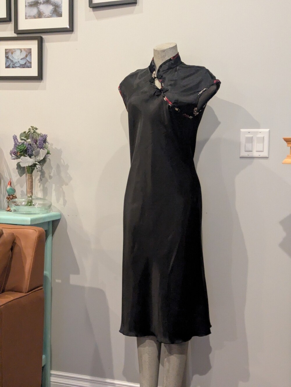 Vintage Fairweather cheongsam Dress stand collar, cap shoulders A Line Size L